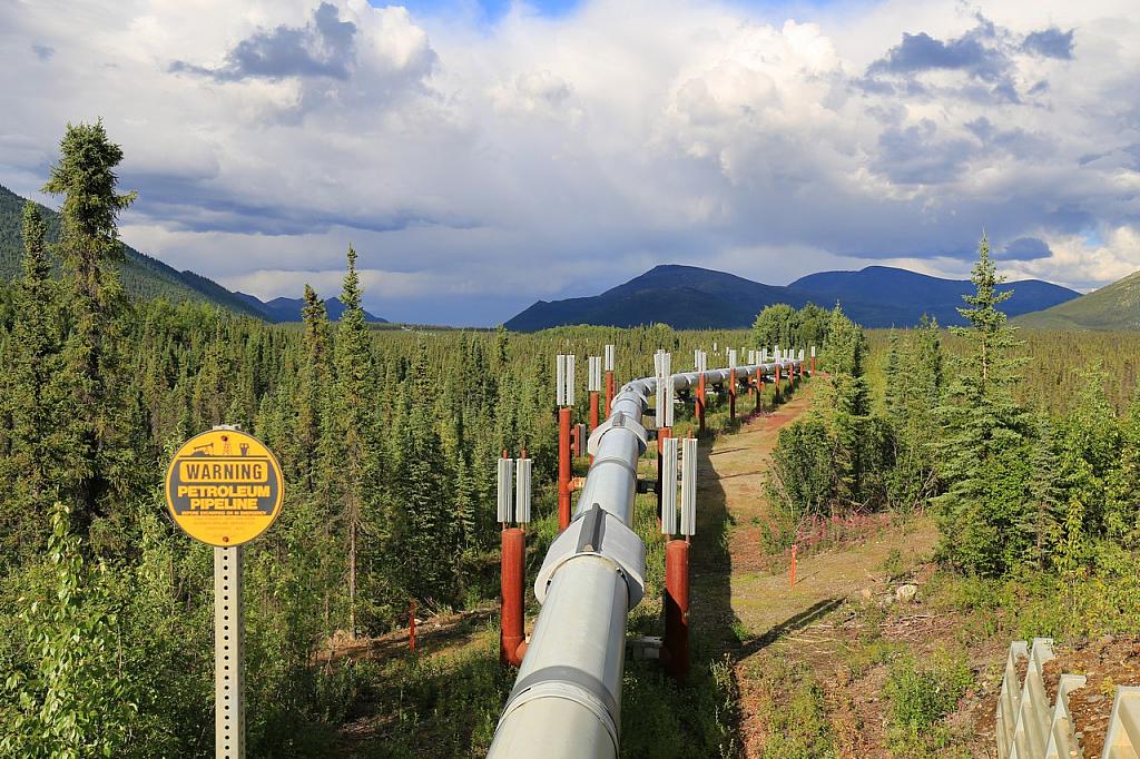 Öl-Pipeline entlang des Dalton Highway