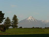 Mt. Taranaki (Mt. Egmont), 2518m