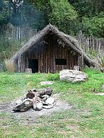 Nachgebautes Maori-Jagdhaus